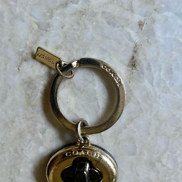COACH KEY CHAIN  - Valet style - Picture 3 of 6